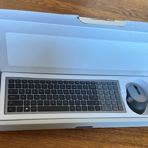 Dell Grey Wireless Keyboard and Mouse Set KM7120W
